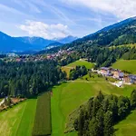 Glocknerhaus By Interhome * ברג אים דראוטל