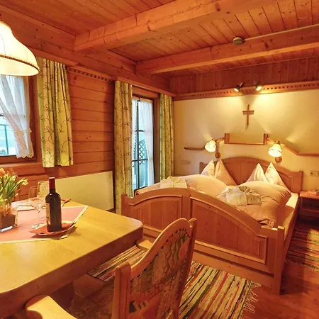 Glocknerhaus By Interhome Vakantiehuis Berg im Drautal