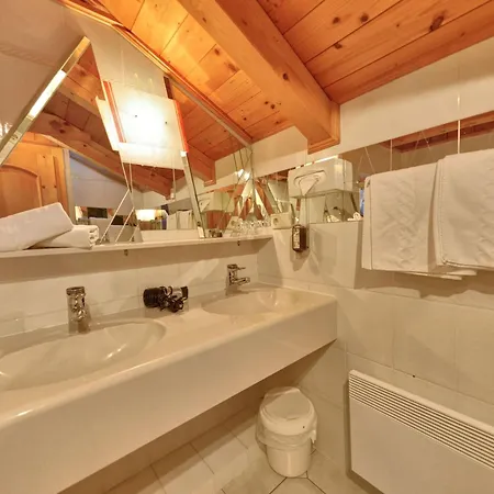 Vakantiehuis Glocknerhaus By Interhome Berg im Drautal